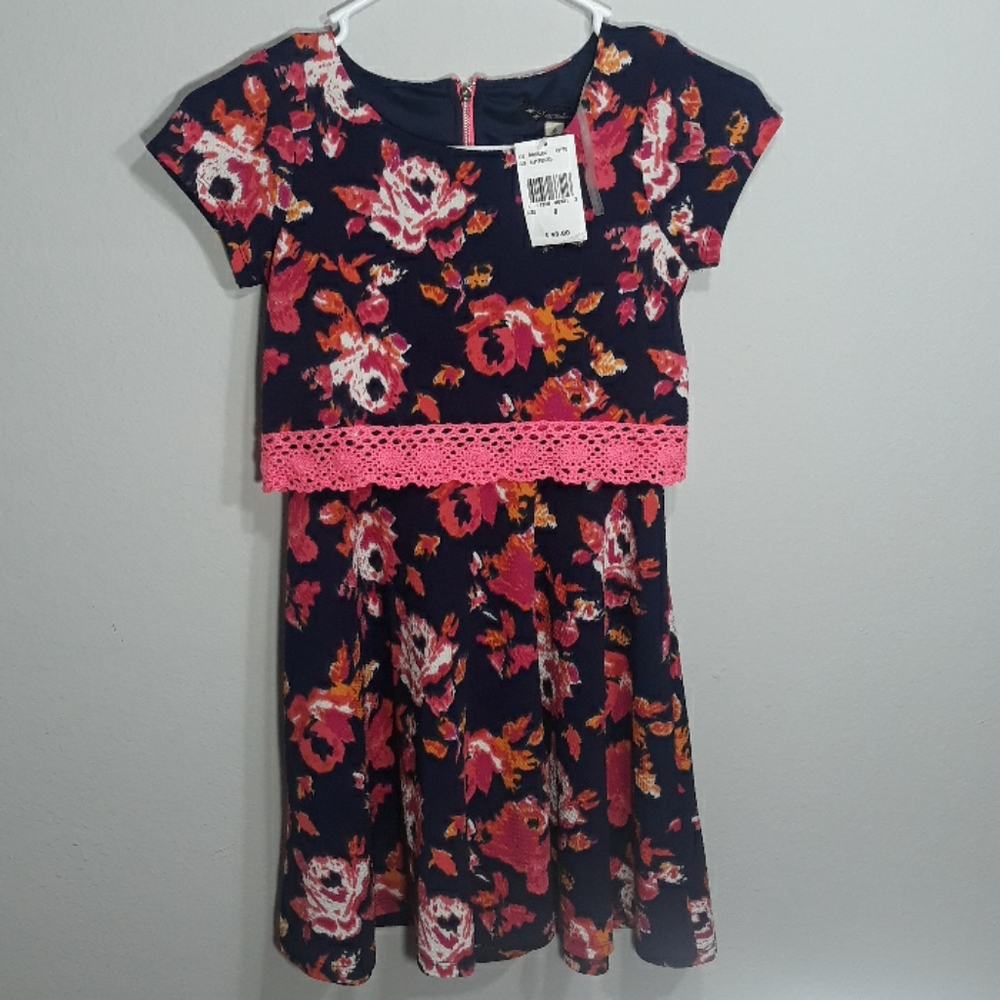 xtraordinary floral dress . - Picture 2 of 5